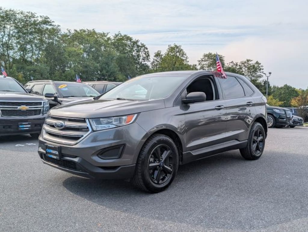 Used 2017 Ford Edge SE SUV