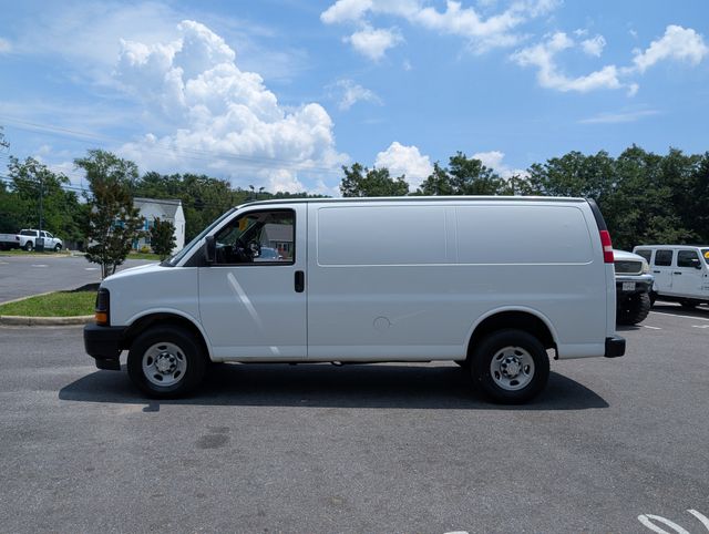 2017 Chevrolet Express 2500 Work Van photo 2