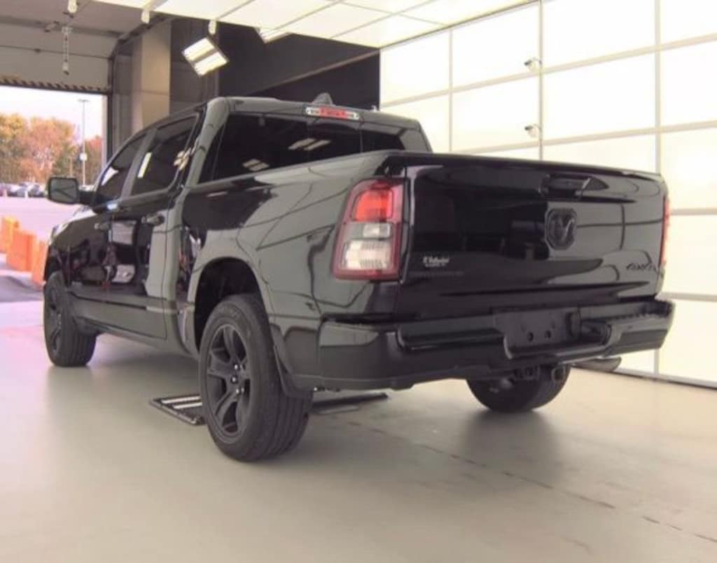 Used 2022 Ram 1500 Big Horn/Lone Star Truck Crew Cab