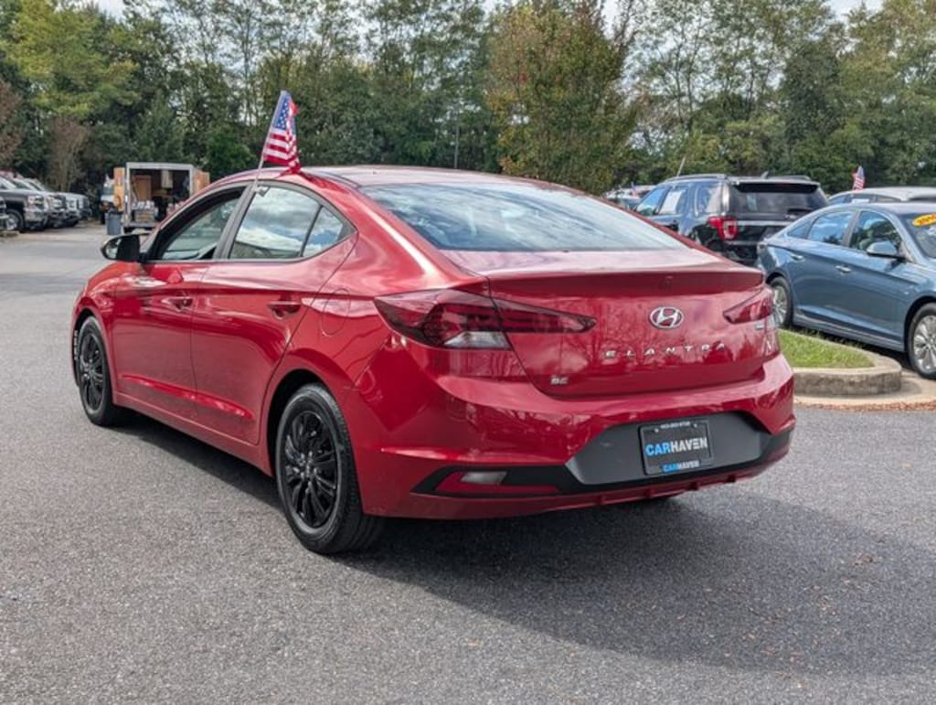Used 2019 Hyundai Elantra SE Sedan