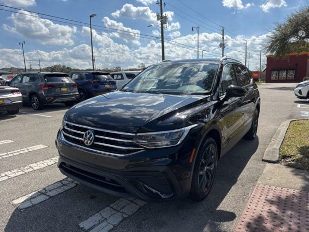 Used 2024 Volkswagen Tiguan 2.0T SUV