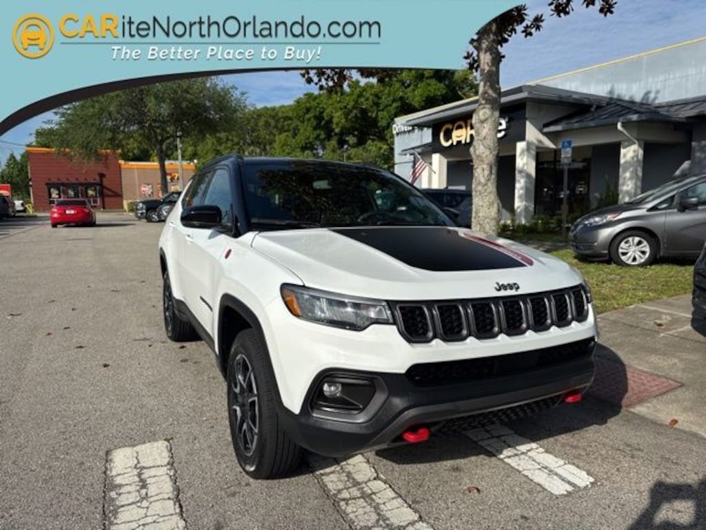 Used 2025 Jeep Compass Trailhawk SUV