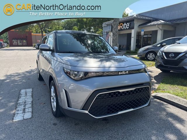 2025 Kia Soul 2.0L LX IVT's photo