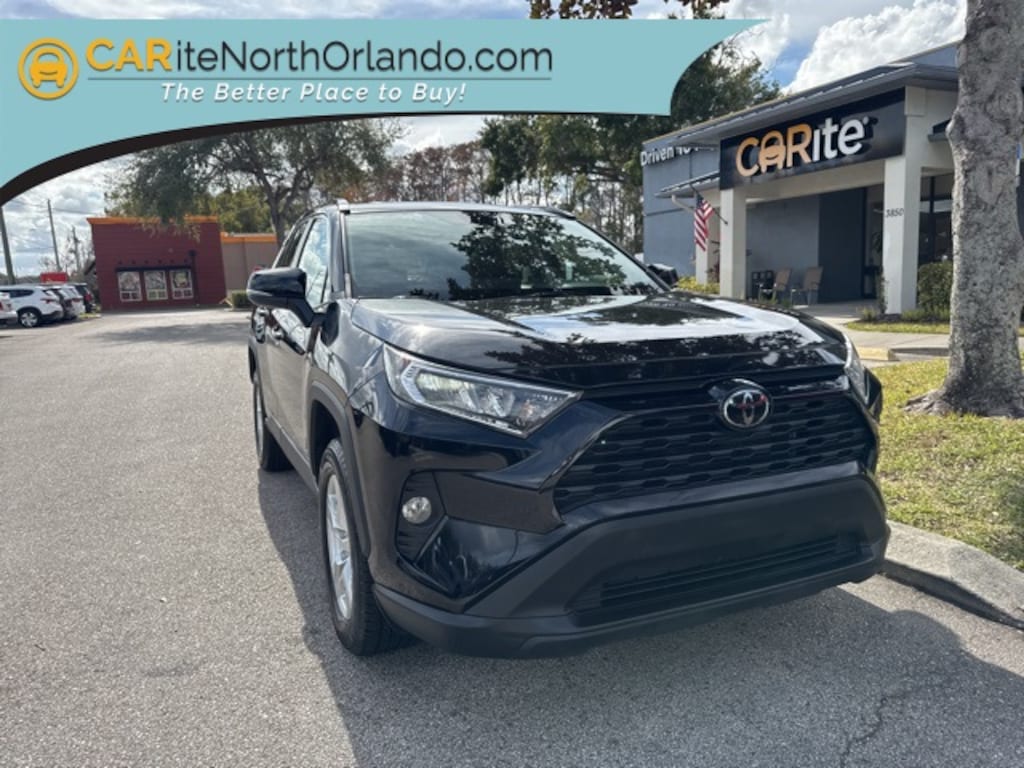 Used 2021 Toyota RAV4 XLE SUV
