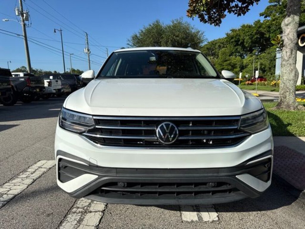 Used 2022 Volkswagen Tiguan 2.0T SE SUV