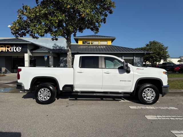 2023 Chevrolet Silverado 2500HD LT - Photo 8