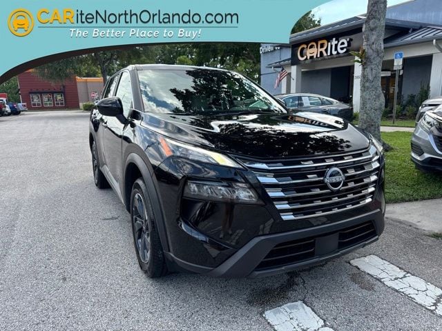 2025 Nissan Rogue SV FWD's photo