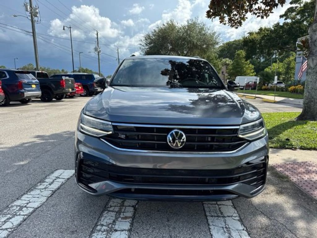 Used 2023 Volkswagen Tiguan 2.0T SE R-Line Black SUV