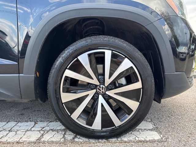 2024 Volkswagen Taos SE - Photo 9
