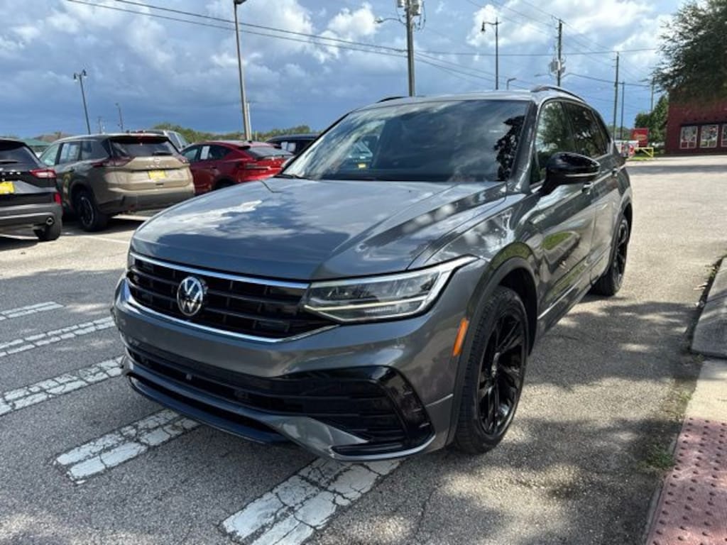 Used 2023 Volkswagen Tiguan 2.0T SE R-Line Black SUV