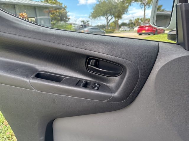 2020 Nissan NV200 SV - Photo 31