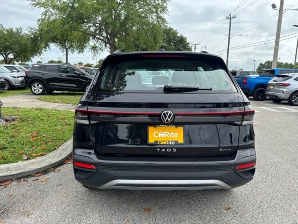 Used 2025 Volkswagen Taos 1.5T S SUV
