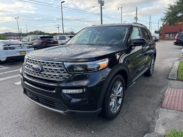 2023 Ford Explorer Limited photo 4