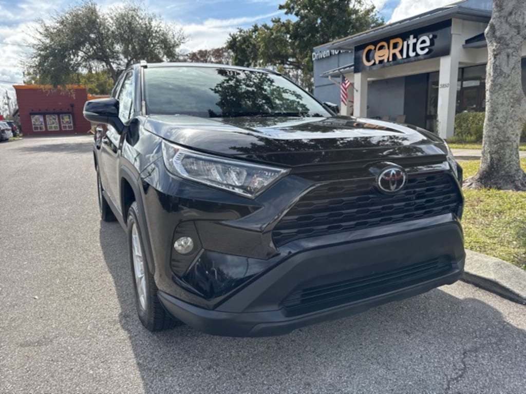 Used 2021 Toyota RAV4 XLE SUV