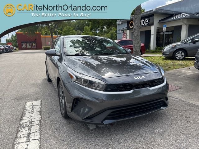 2023 Kia Forte LXS AT's photo