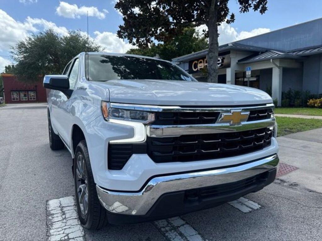 Used 2023 Chevrolet Silverado 1500 LT Truck Crew Cab