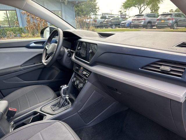 2024 Volkswagen Taos SE - Photo 10