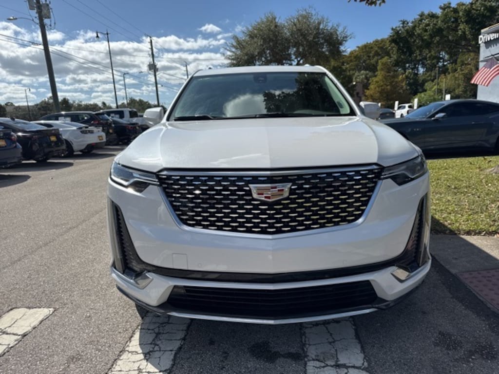 Used 2024 CADILLAC XT6 Premium Luxury SUV