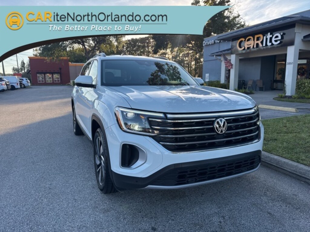 Used 2024 Volkswagen Atlas 2.0T SE w/Technology SUV