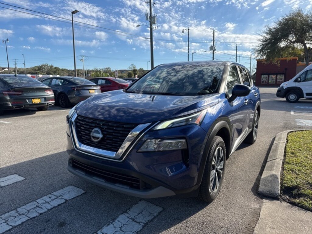 Used 2023 Nissan Rogue SV SUV