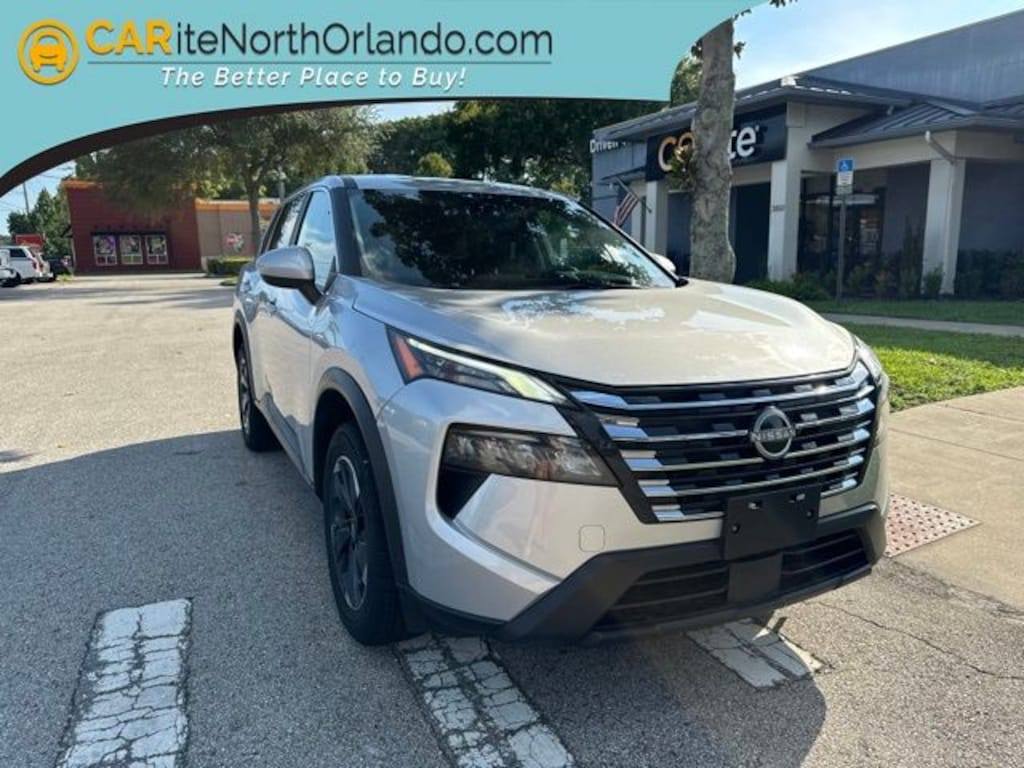Used 2025 Nissan Rogue SV SUV