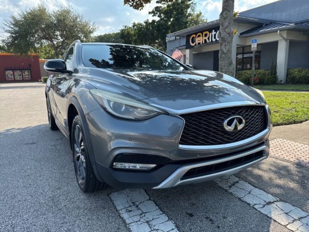 Used 2018 INFINITI QX30 Premium SUV