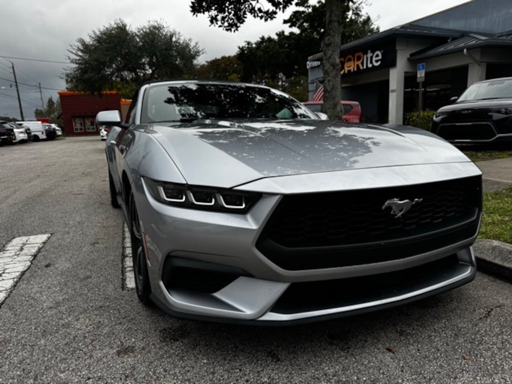 Used 2024 Ford Mustang Convertible
