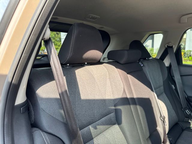 2025 Nissan Rogue SV - Photo 14
