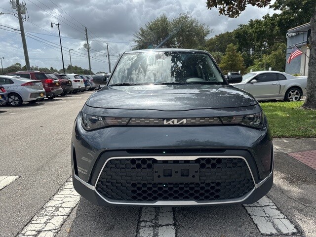 2023 Kia Soul LX photo 3