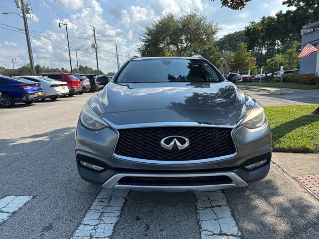 Used 2018 INFINITI QX30 Premium SUV