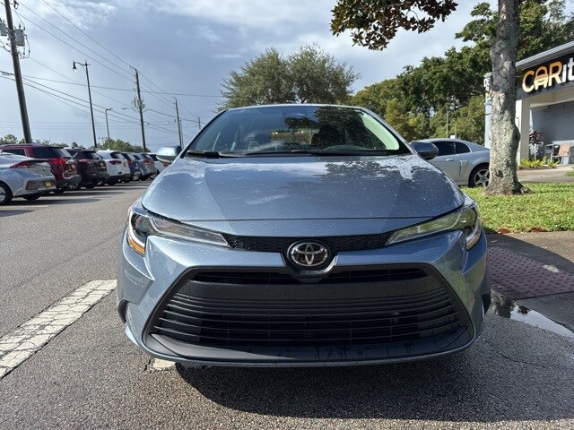 2024 Toyota Corolla LE photo 3