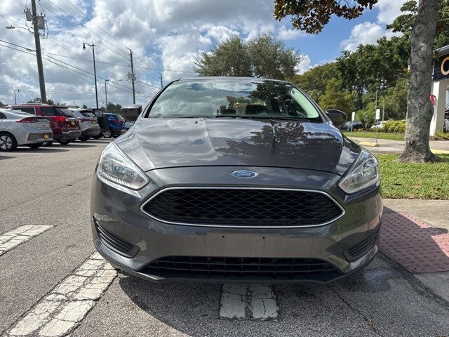 2018 Ford Focus SE photo 3