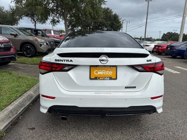 2023 Nissan Sentra SR photo 4