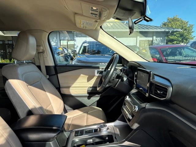 2020 Ford Explorer XLT - Photo 11