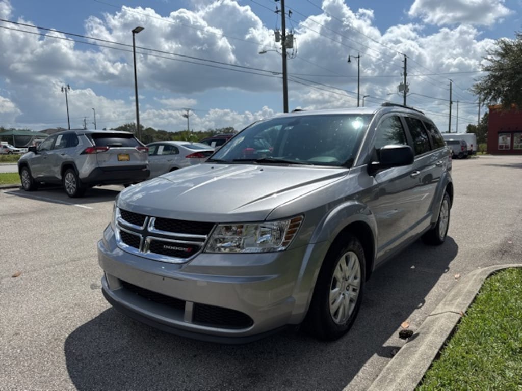 Used 2020 Dodge Journey SE Value SUV