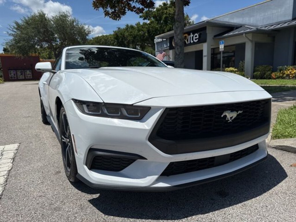 Used 2024 Ford Mustang Convertible