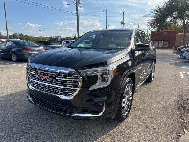 2023 Gmc Terrain Denali photo 2