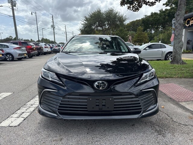 2023 Toyota Camry LE photo 2