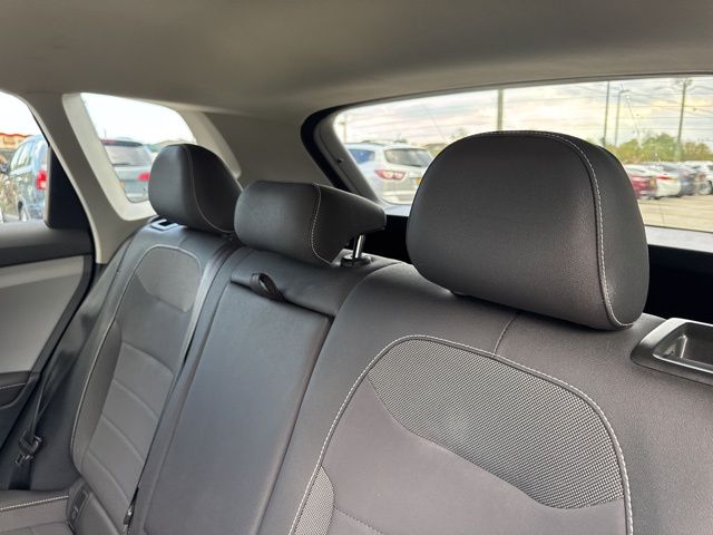 2024 Volkswagen Taos SE - Photo 21