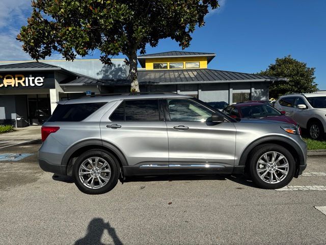 2020 Ford Explorer XLT - Photo 8