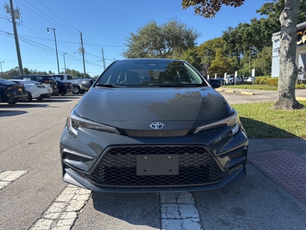 Used 2023 Toyota Corolla SE Sedan