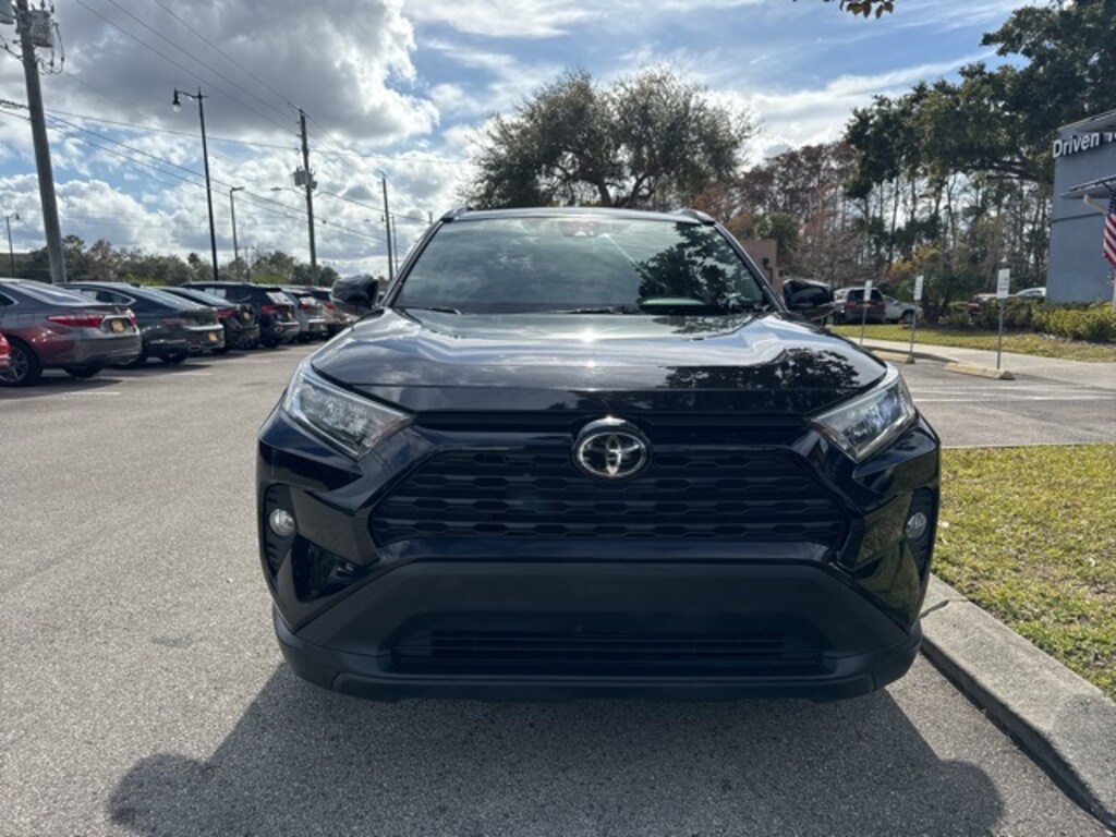 Used 2021 Toyota RAV4 XLE SUV