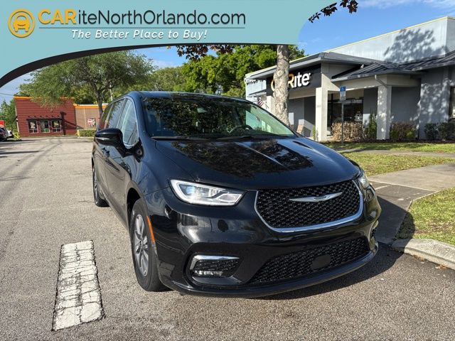 2024 Chrysler Pacifica PHEV Select