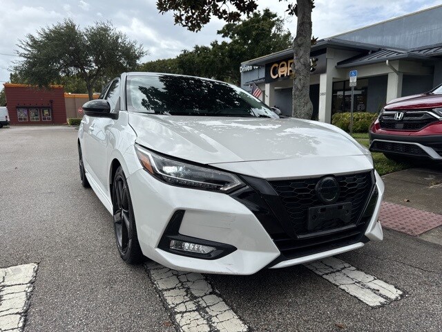 2023 Nissan Sentra SR photo 2