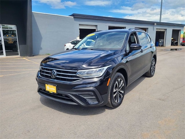 2022 Volkswagen Tiguan S's photo