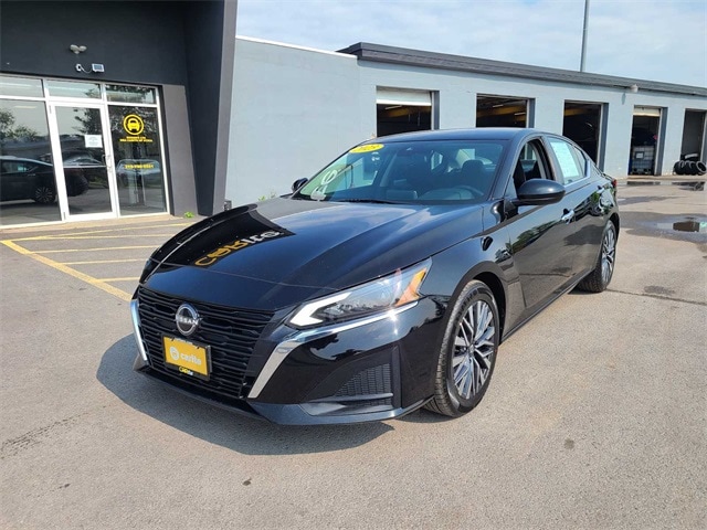 2023 Nissan Altima SV