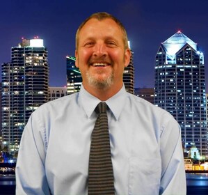Staff member Gary Thiem from ID_49f5386c9f11