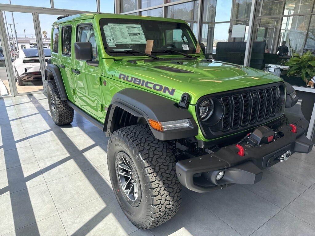 2025 Jeep Wrangler Rubicon photo 4