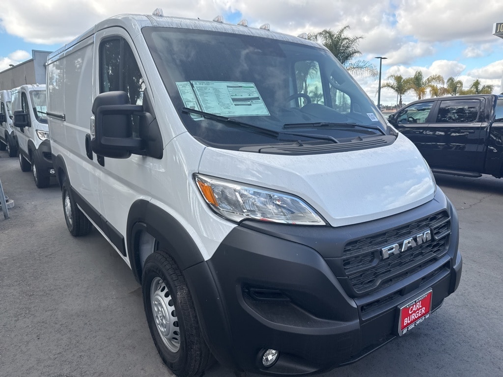New 2025 Ram ProMaster PROMASTER 1500 TRADESMAN CARGO VAN LOW ROOF 118' W Cargo Van