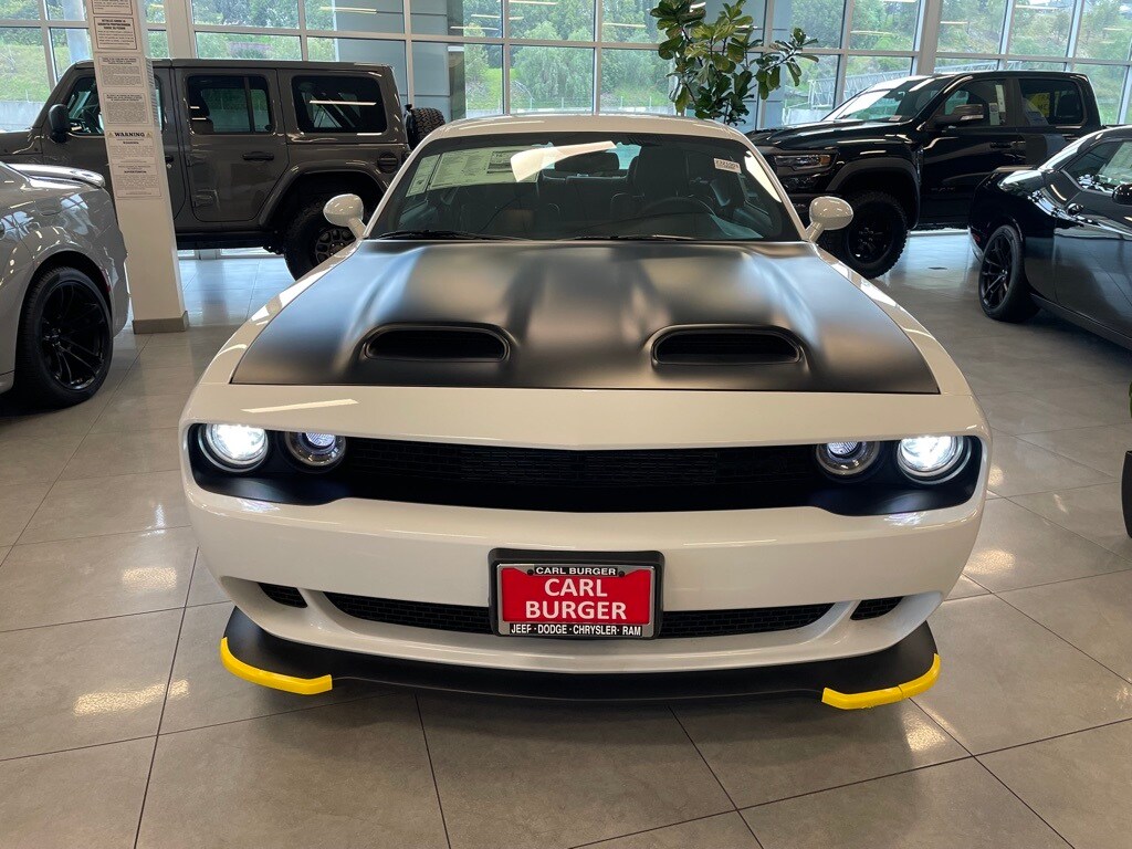 2023 Dodge Challenger SRT8 Hellcat photo 2